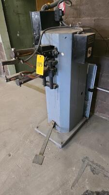 UNIVERSAL WELDER CORP. MODEL 874 PEDESTAL SPOT WELDER