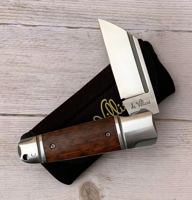 Andre De Villiers (ADV Tactical) Pocket Butcher