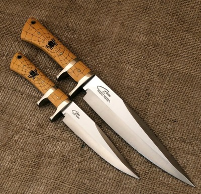 Colin Cox Pair of "Black Widow" Sub-hilts in Driftwood Box - 2