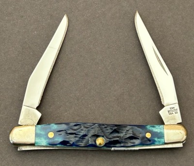 Case Blue Bone Tiny Muskrat - 2