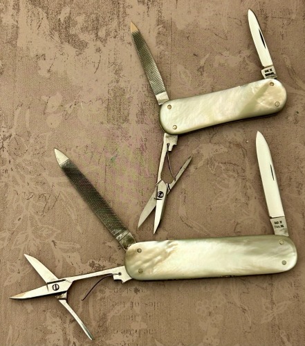 Case XX Stainless Pearl Lobsters with Scissors