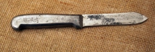 Richtig Aluminum handled fixed blade