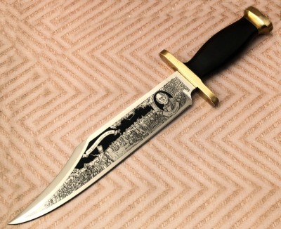 Aurum Etching Engraved Wood Handle Bowie