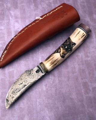 J.A. Lonewolf Damascus Skinner