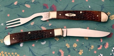 Case 2000 Bone Hobo Trapper