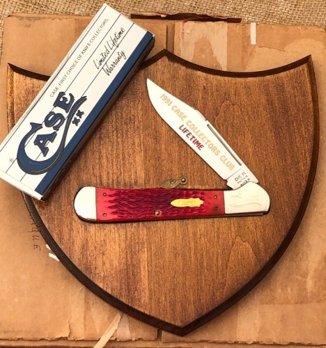 Case Collectors Club Red Bone DR61066ss