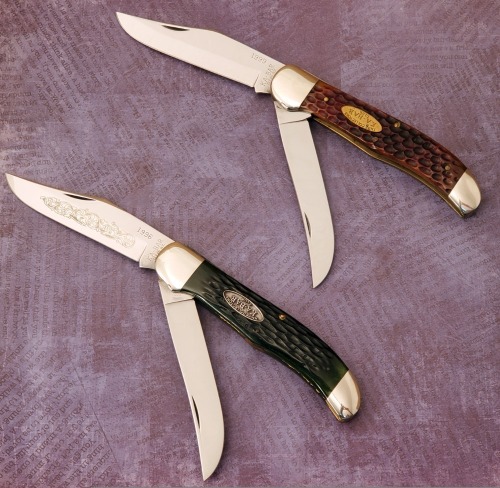 Pair of Ka-Bar Collectors Club Knives