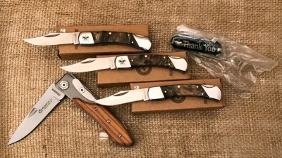 Four Folders, Trigger and Three Sarge's