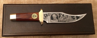 Colt Aurum Etching Engraved Wood Handle Bowie