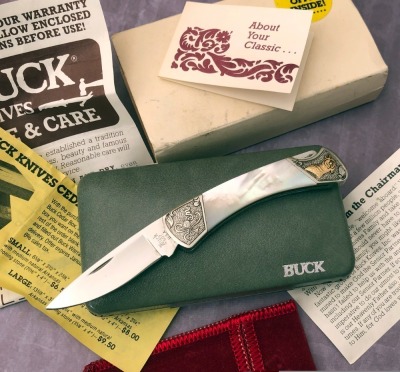 Buck 507 Pearl Handle Classic IV