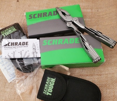 Pair of Schrade ST1N Multi Tools