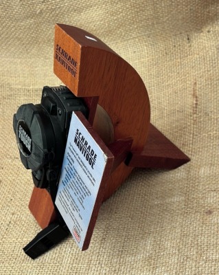 Schrade Navi tool with Wood Stand - 3