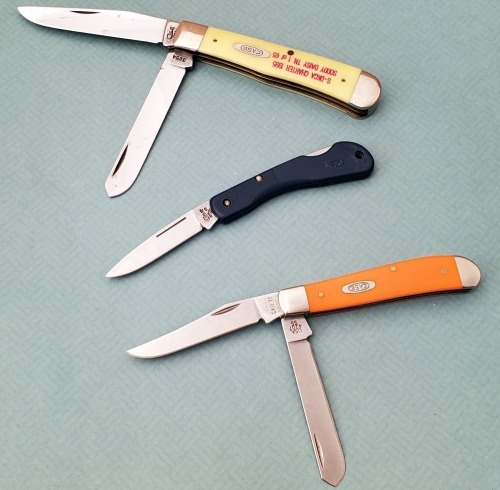 3 Case.4207, 3254 and blue '1059L
