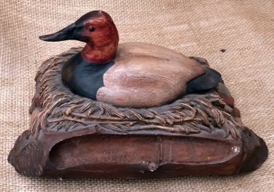 Ceramic Duck Knife Display