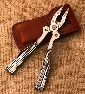 Schrade Tough Multitool