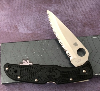Spyderco Endura* MultiPar bidding. See Lot 450 for details