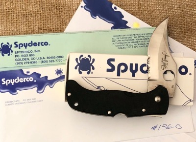 Spyderco Chinook James Keating* MultiPar bidding. See Lot 450 for details