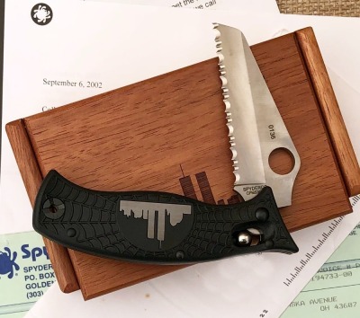 Spyderco World Trade* MultiPar bidding. See Lot 450 for details