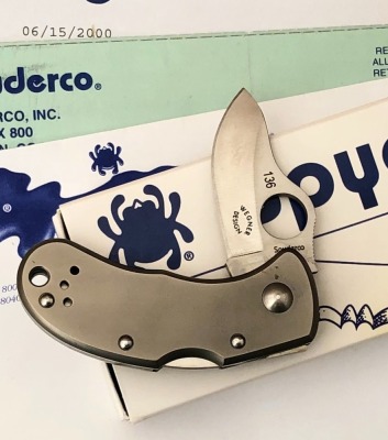 Spyderco Mouse Skinner* MultiPar bidding. See Lot 450 for details
