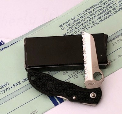 Spyderco Ladybug* MultiPar bidding. See Lot 450 for details