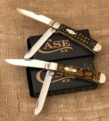 Pair of Case Laser Cut Bone Trappers