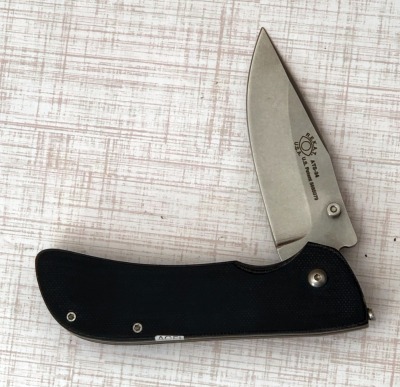R.E.K.A.T Savant Carbon Fiber Rolling Lock Blade