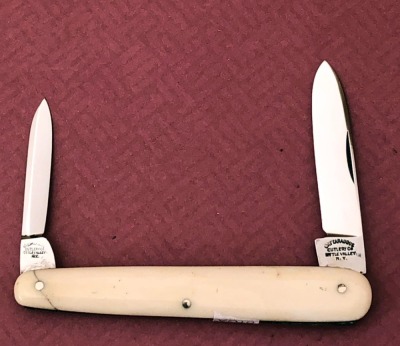 Cattaraugus Exhibition Bone Sleeveboard