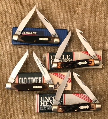 Four Schrade USA Muskrats