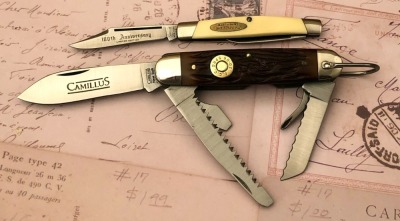 Pair of Camillus C-4 Scout and a 100 Yellow Pen