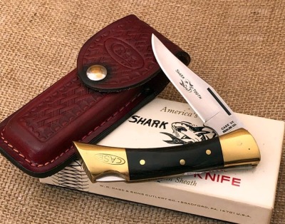 Case Five Dot Shark Tooth Lockback