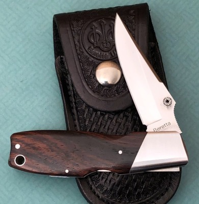 Beretta Wood Lockback