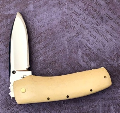 Gene Osborne (Center Cross Metal Works) Locking Liner - 2