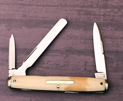 Cattaraugus Exhibition Bone Pen Whittler with Spatula