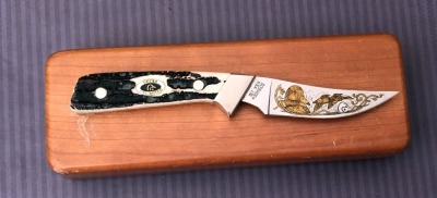 Schrade USA Ducks Unlimited Jigged White Bone Hunter