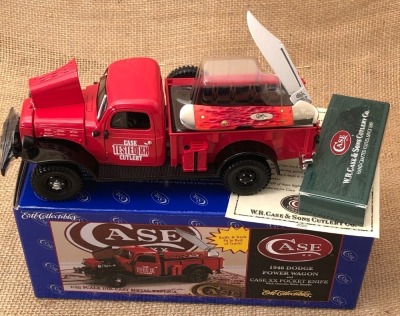 Case Die Cast 1946 Dodge Power Wagon with 61749Lss Mini Red Bone Copperlock