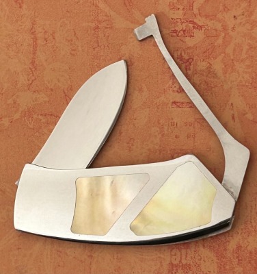 Leon M. Pittman "Worm" Gold Lip Pearl Folder - 2