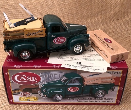 Case Die Cast 1947 Studebaker Pickup with a 6201 Navy Blue Bone Pen