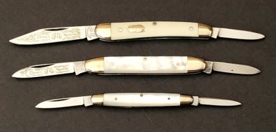Three Fight'n Rooster Folders