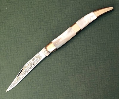 Fight'n Rooster Captain's Rooster Toothpick Pearl