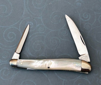 Cattaraugus Exhibition Pearl Half Wharncliffe Whittler