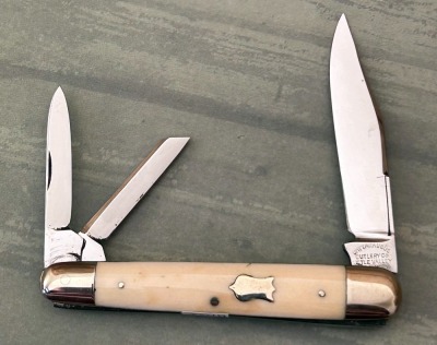 Cattaraugus Exhibition Bone Sleeveboard Whittler