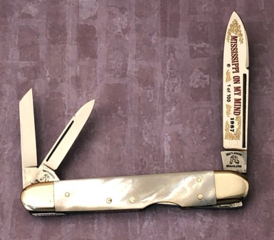 Fight'n Rooster Pearl Whittler Lockback