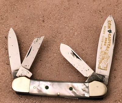 Fight'n Rooster Pearl Four Blade Canoe