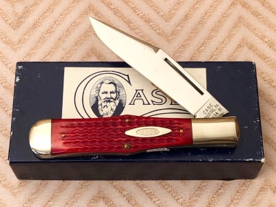 Case Classic Red Bone 61050 Coke Bottle Folding Hunter