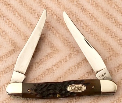 Case Raised Letter Shield Bone Muskrat 1988