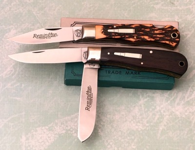 Pair of Remington Bullet Knives Tracker and a Trapper