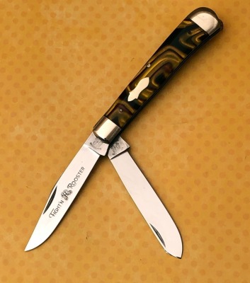 Fight'n Rooster Etched Trapper
