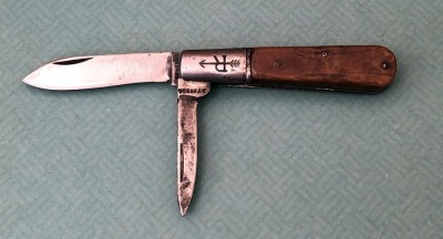 Vintage Russell USA Two Blade Bone Barlow