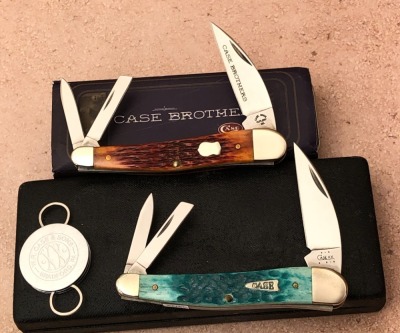 Pair of Case Bone Seahorse Whittlers 6355WHss