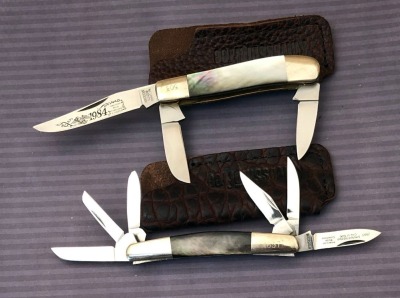 Pair of Black Lip Pearl American Blade Collectors